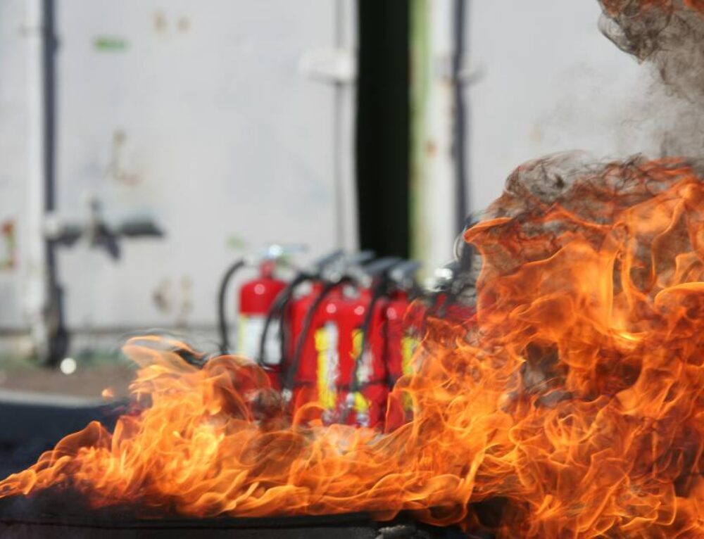 День рождения огнетушителя в Биробиджане